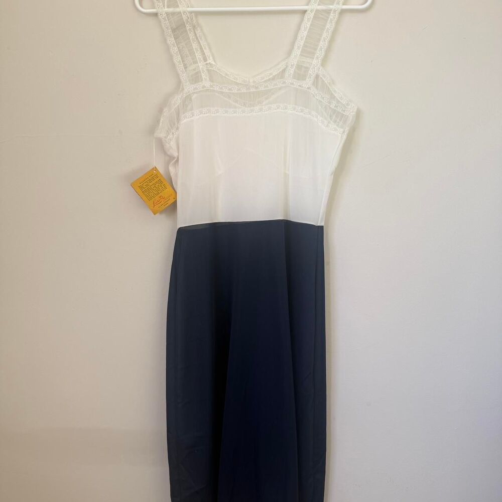 Deadstock NWT 1950s Full Slip Dress Navy Skirt Luxite by Holeproof 34 - Picture 6 of 7